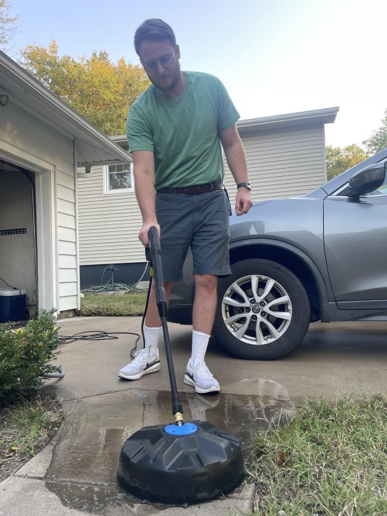 Temple Depot Pressure Washing Surface Cleaner on Driveway.jpg